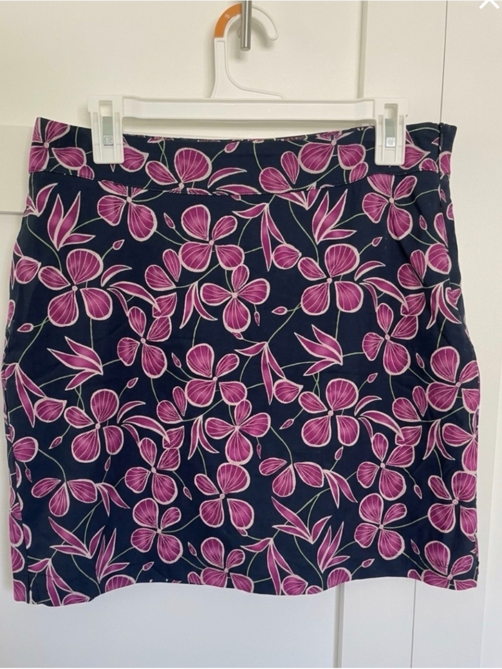 Gregory Norman size 6 Floral Print Navy & Pink Cotton Blend Skirt with shorts